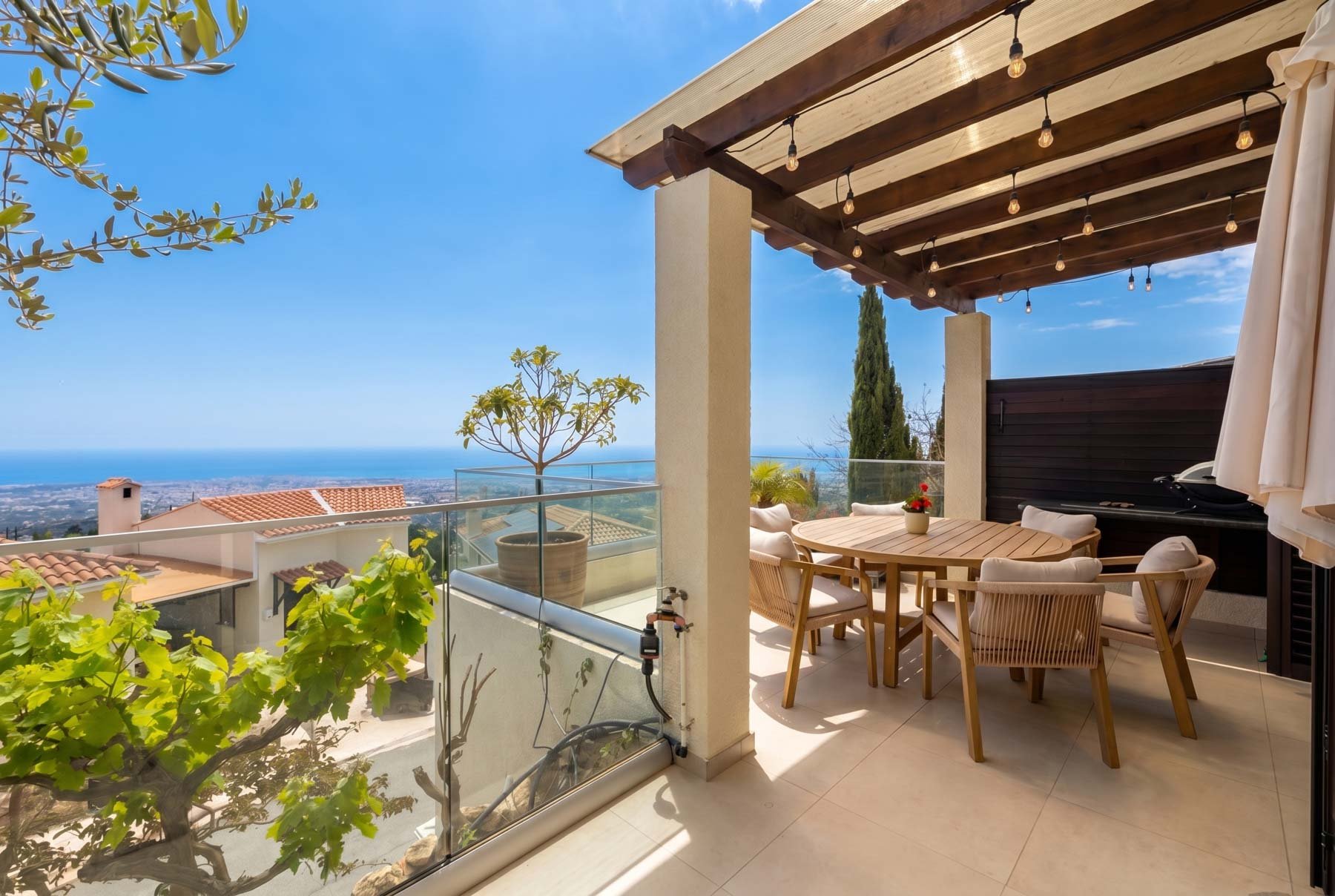  Cozy an Elegant Three Bedroom House with Sea Views - 物件實景