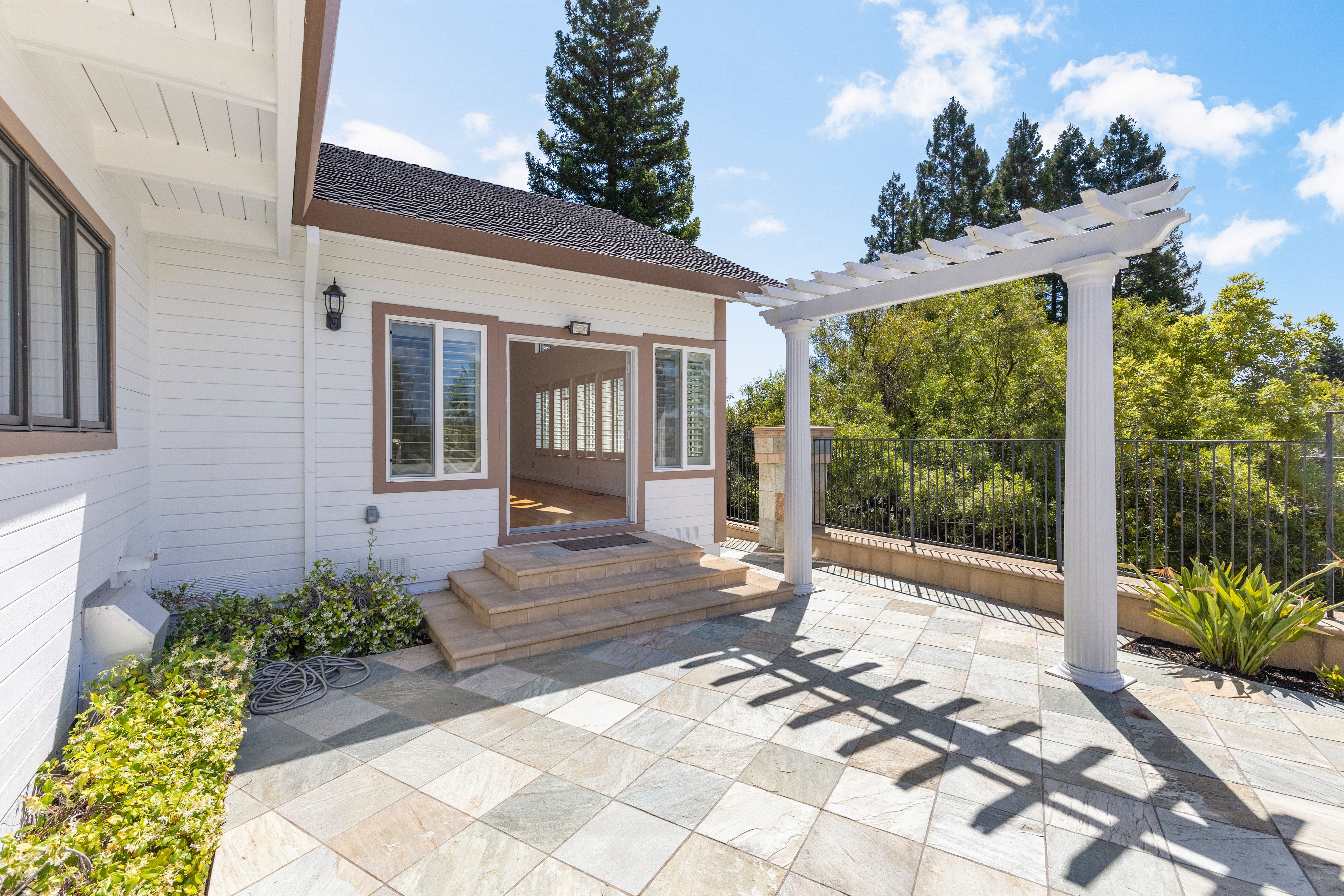  Elegant Custom Home in Gated Silver Maple - 物件實景