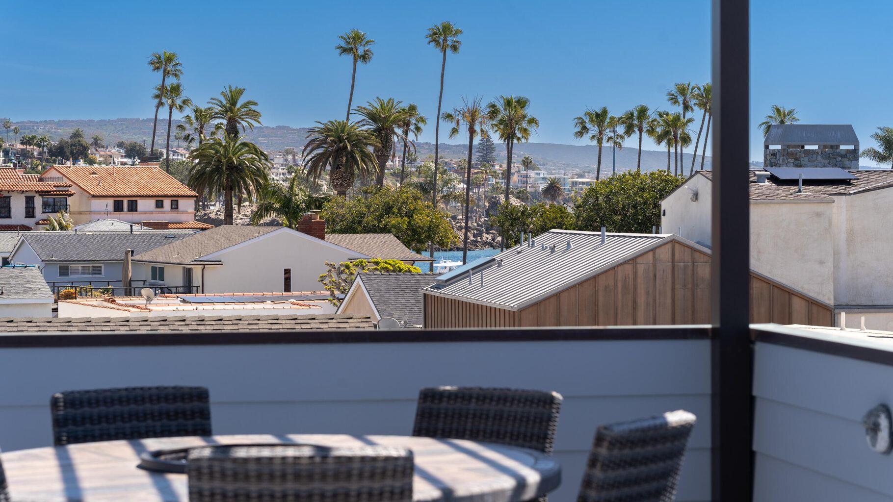 Newport Beach, California, 92661, United States, 4 Bedrooms Bedrooms, ,4 BathroomsBathrooms,Residential,For Sale,1849950