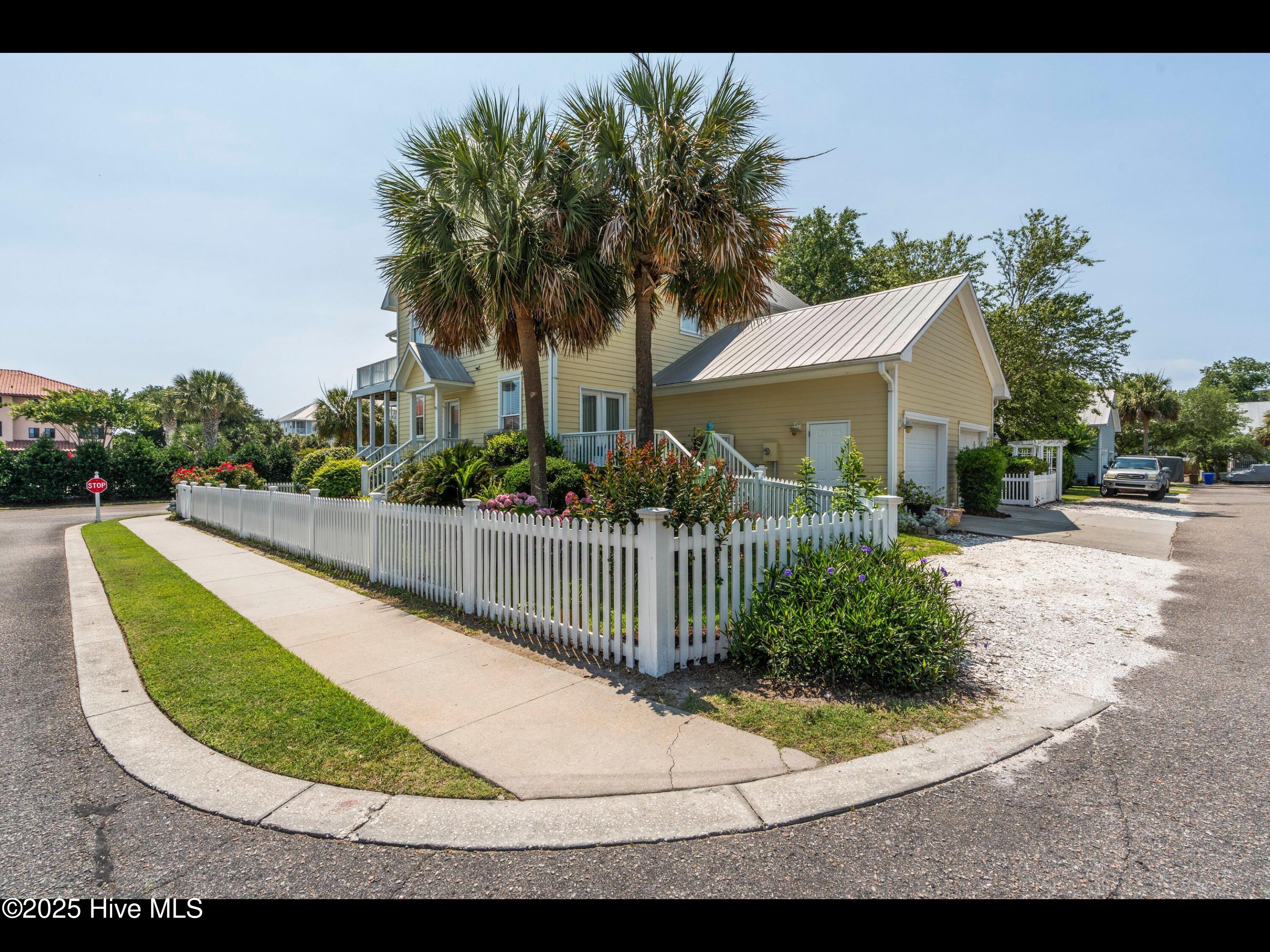 Carolina Beach, North Carolina, 28428, United States, 3 Bedrooms Bedrooms, ,3 BathroomsBathrooms,Residential,For Sale,1846629
