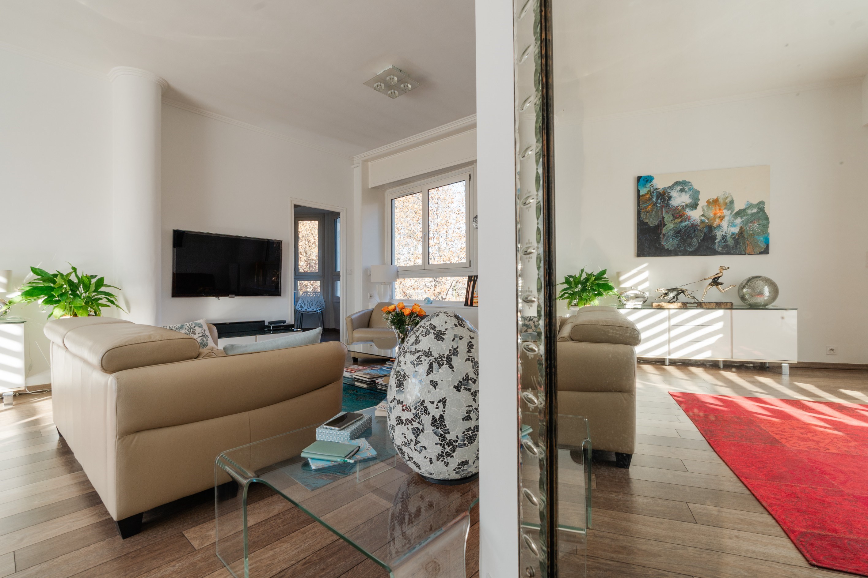 Sumptuous Top-Floor Apartment with Breathtaking Views and Elevator Access - 物件實景