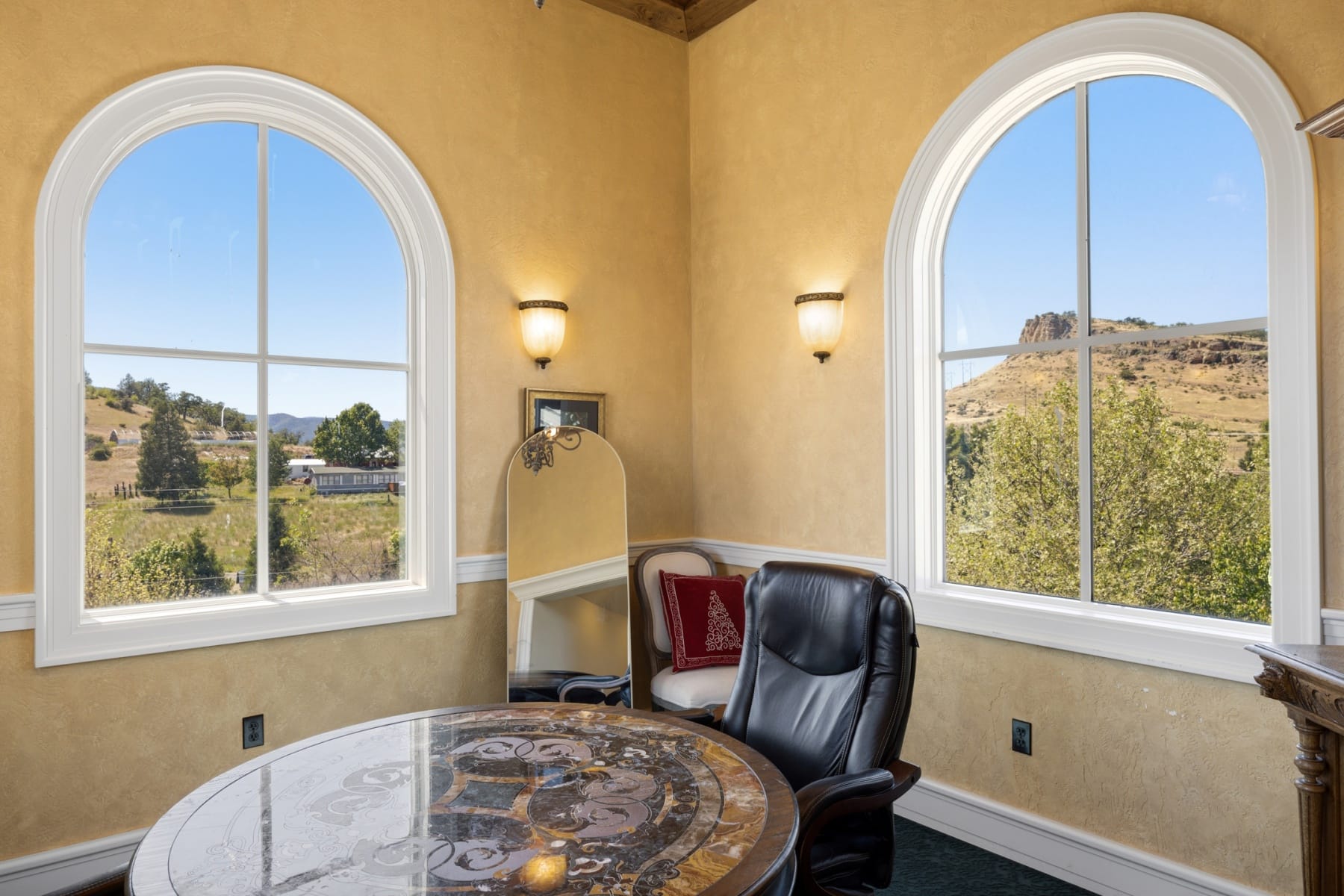  100 Belle Fiore Lane Ashland, OR 97520 - 物件實景