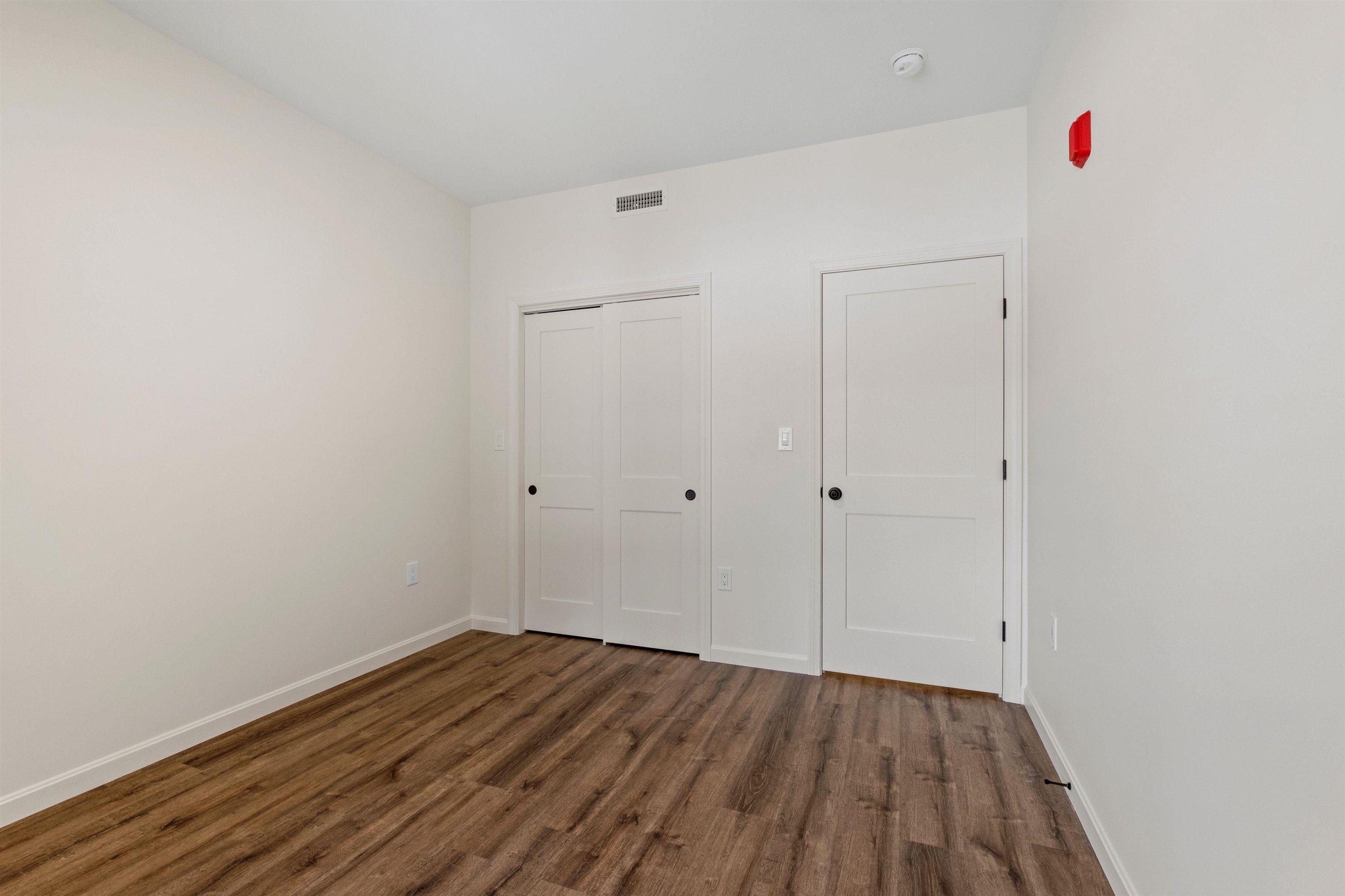 Lincoln, New Hampshire, 03251, United States, 5 Bedrooms Bedrooms, ,4 BathroomsBathrooms,Residential,For Sale,1921797