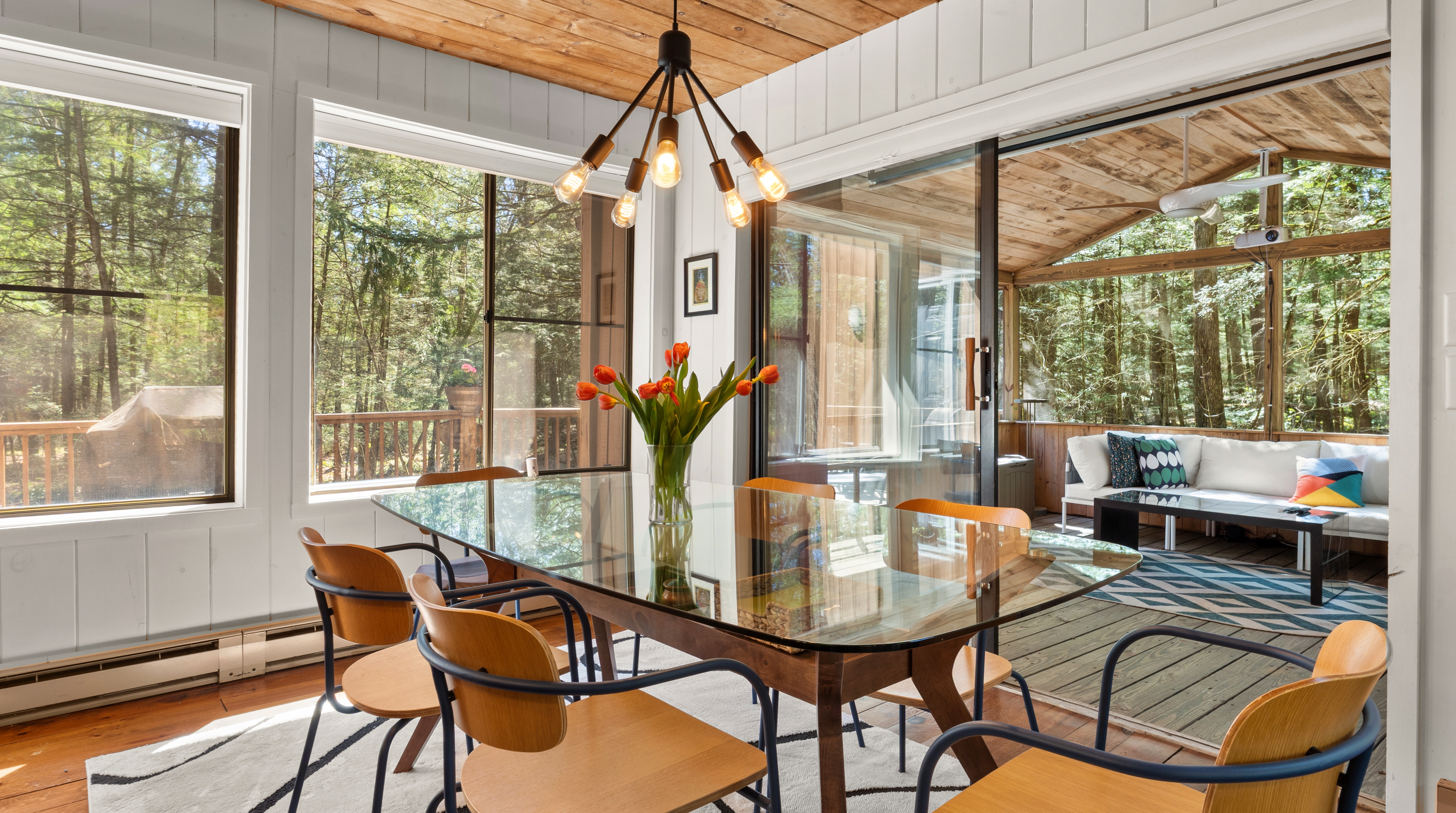  Berkshire Summer Retreat: Modern Cabin with Lake & Club Access - 物件實景