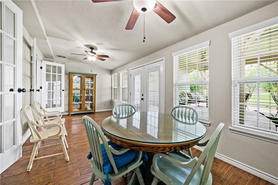 Corpus Christi, Texas, 78412, United States, 4 Bedrooms Bedrooms, ,4 BathroomsBathrooms,Residential,For Sale,1956068