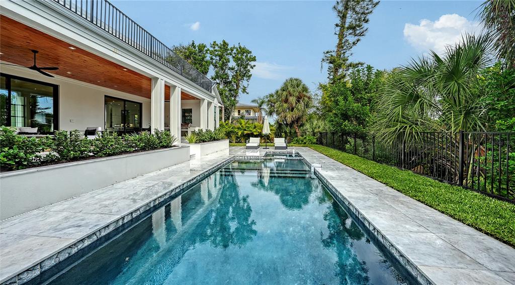 Sarasota, Florida, 34242, United States, 4 Bedrooms Bedrooms, ,6 BathroomsBathrooms,Residential,For Sale,2003081