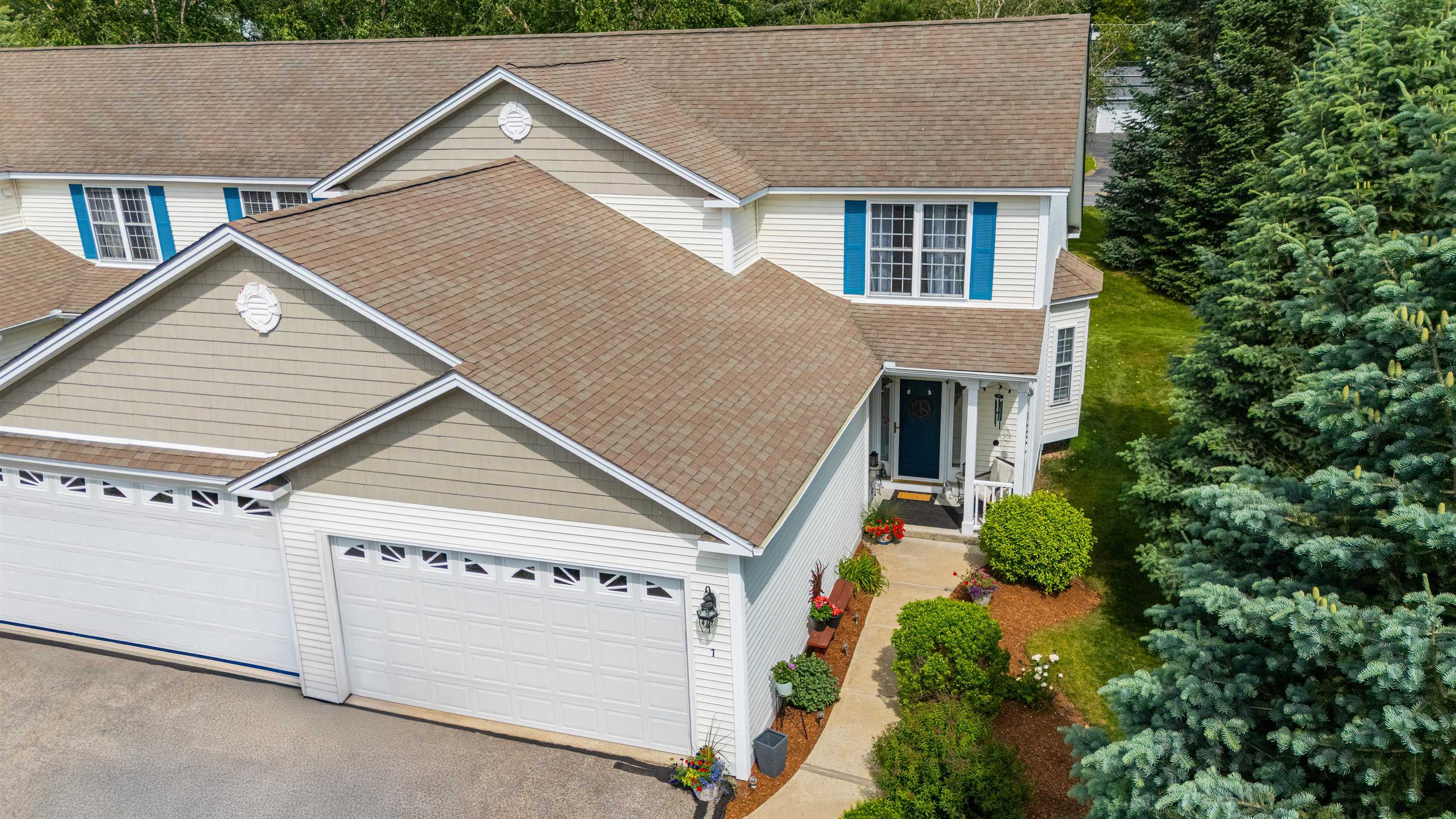 Hooksett, New Hampshire, 03106, United States, 2 Bedrooms Bedrooms, ,2 BathroomsBathrooms,Residential,For Sale,1911621