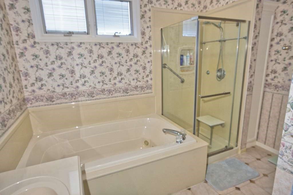 Brazoria, Texas, 77422, United States, 4 Bedrooms Bedrooms, ,4 BathroomsBathrooms,Residential,For Sale,1975158