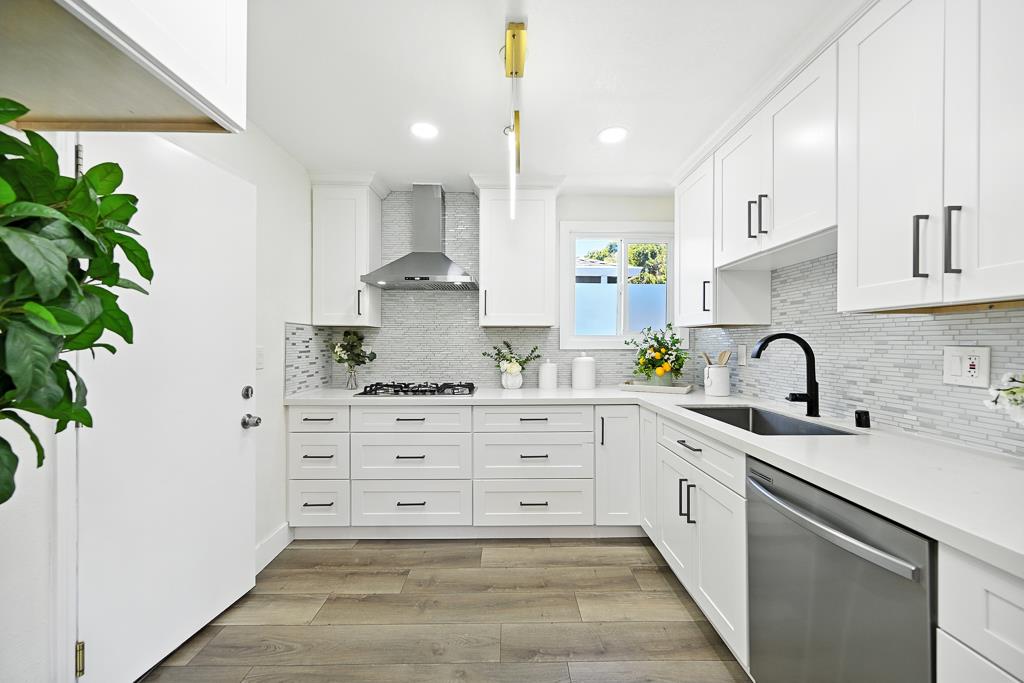 San Mateo, California, 94401, United States, 3 Bedrooms Bedrooms, ,2 BathroomsBathrooms,Residential,For Sale,1917266