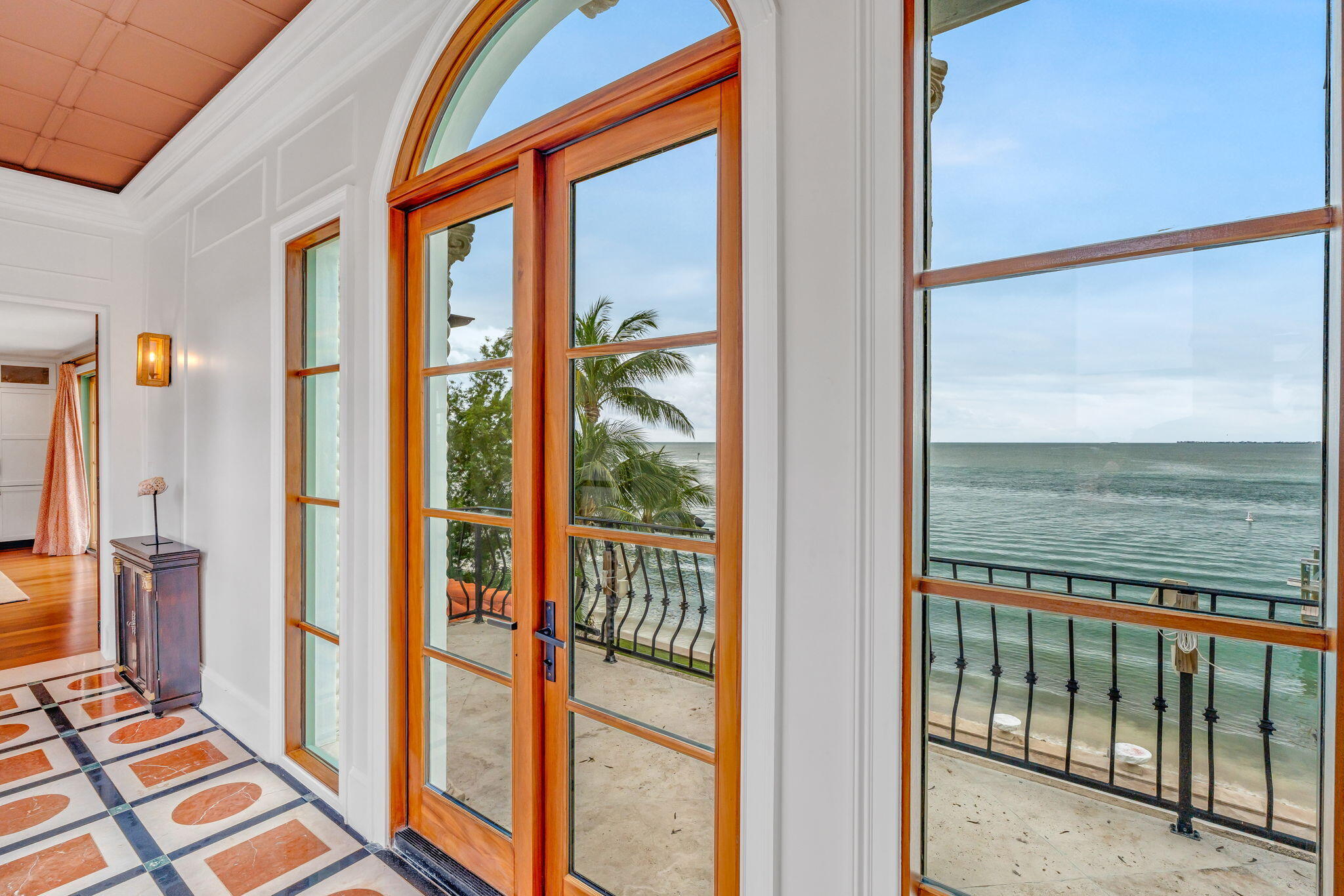 KEY COLONY, Florida, 33051, United States, 4 Bedrooms Bedrooms, ,5 BathroomsBathrooms,Residential,For Sale,1993100