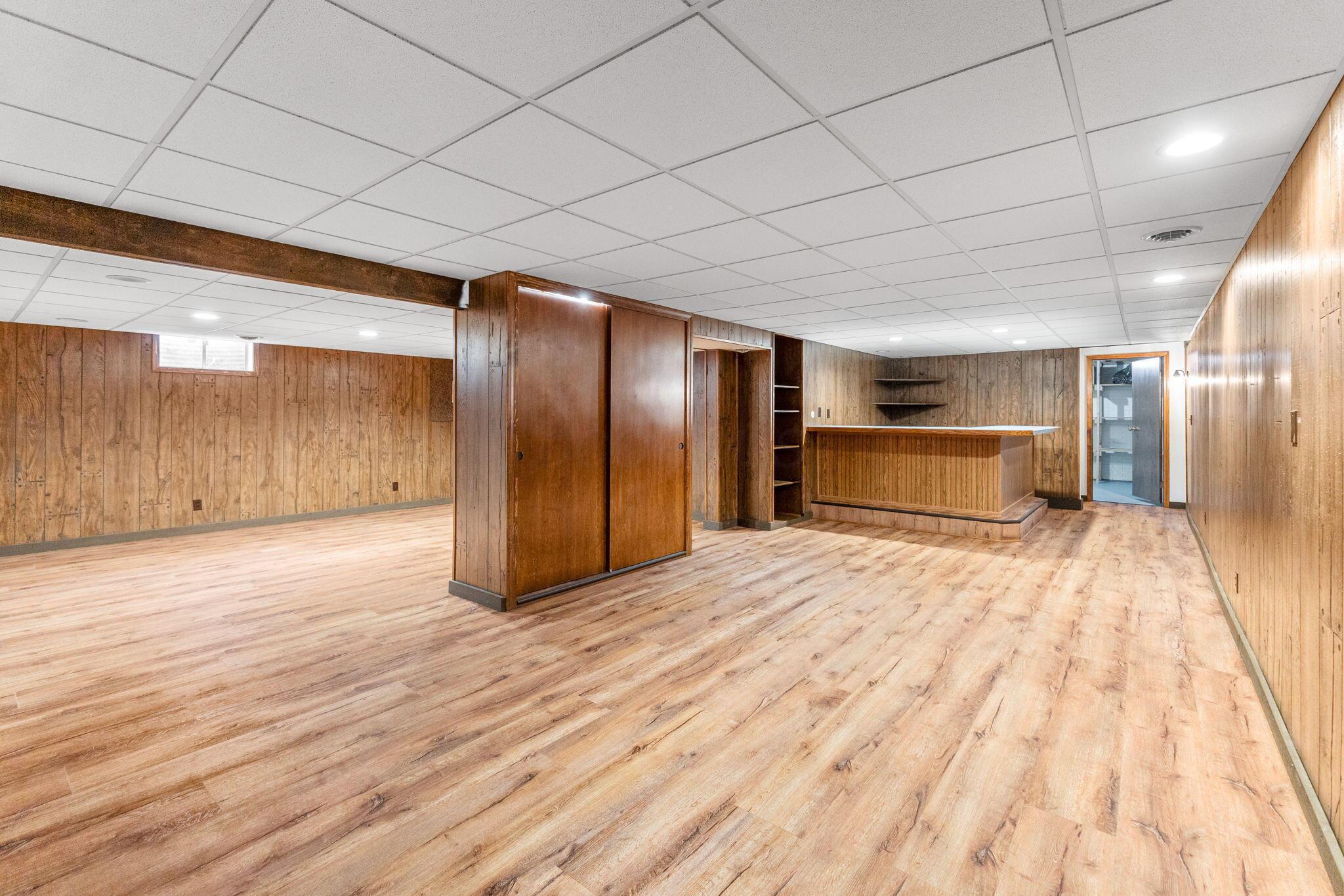 Marion, Ohio, 43302, United States, 5 Bedrooms Bedrooms, ,4 BathroomsBathrooms,Residential,For Sale,1995862