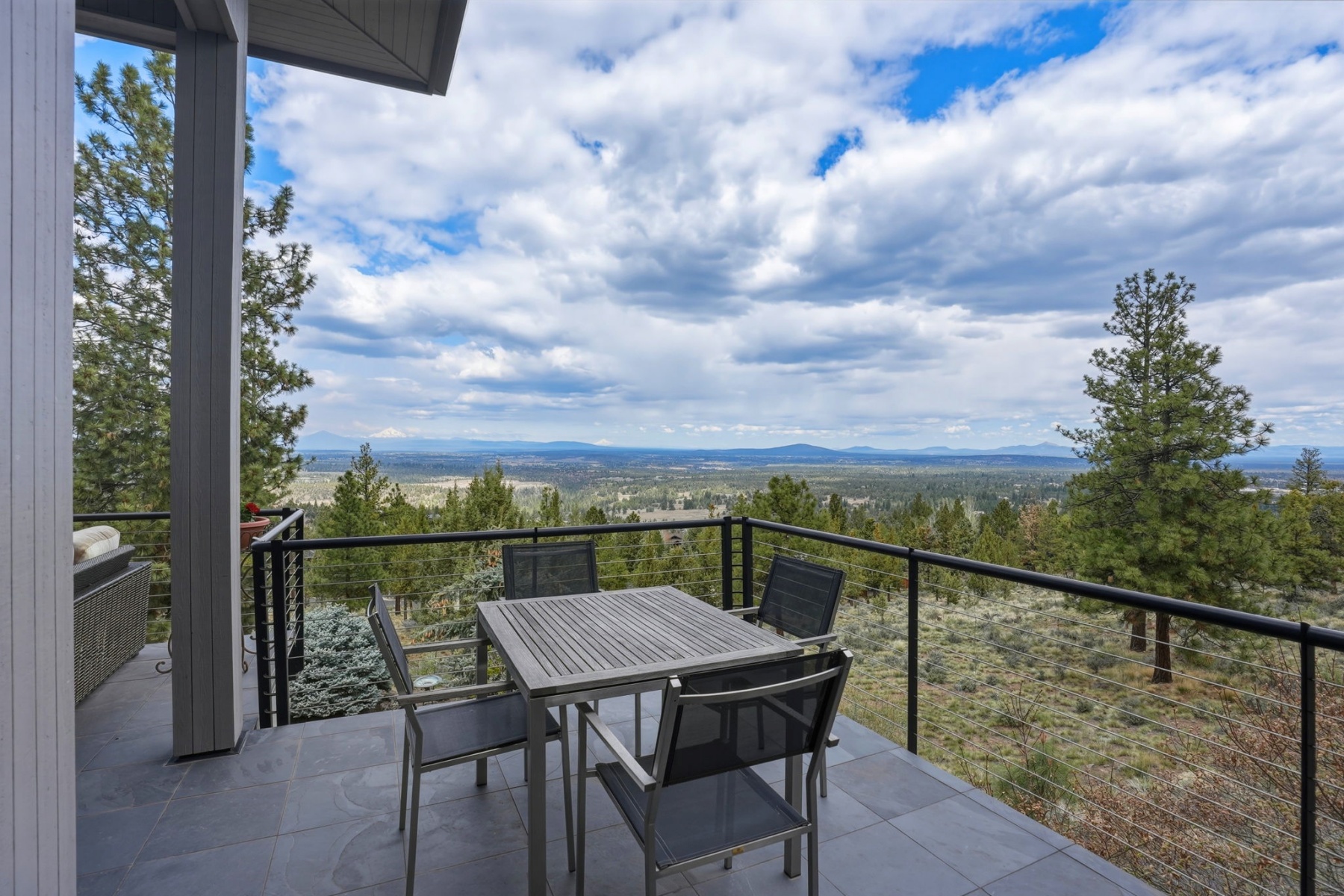  3072 NW Duffy Drive Bend, OR 97703 - 物件實景