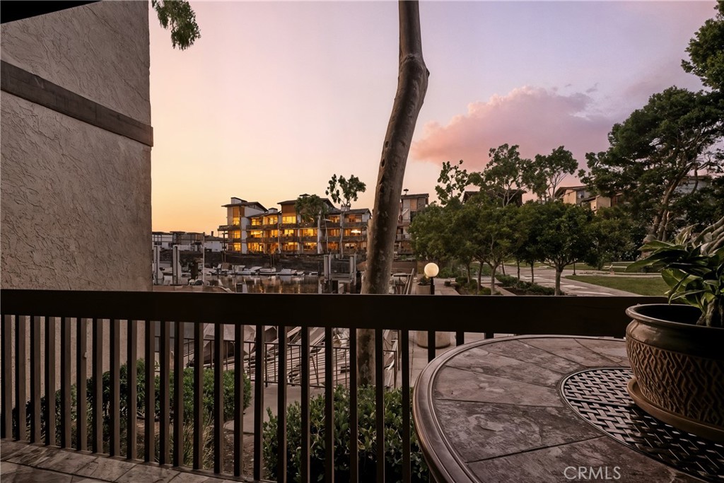 Long Beach, California, 90803, United States, 1 Bedroom Bedrooms, ,1 BathroomBathrooms,Residential,For Sale,1954794