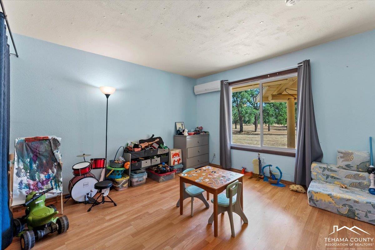 Red Bluff, California, 96080, United States, 3 Bedrooms Bedrooms, ,2 BathroomsBathrooms,Residential,For Sale,1911945