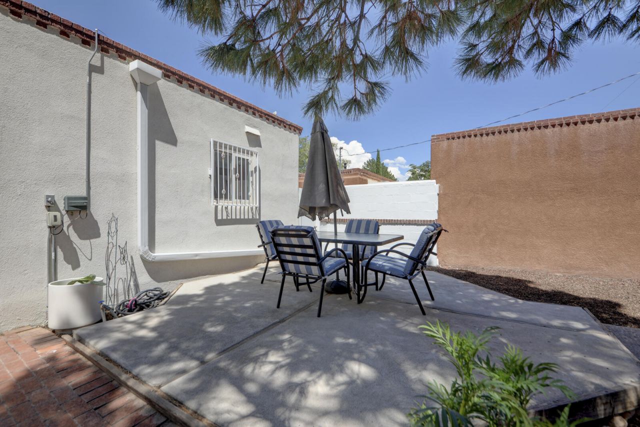 Albuquerque, New Mexico, 87108, United States, 3 Bedrooms Bedrooms, ,4 BathroomsBathrooms,Residential,For Sale,1903433