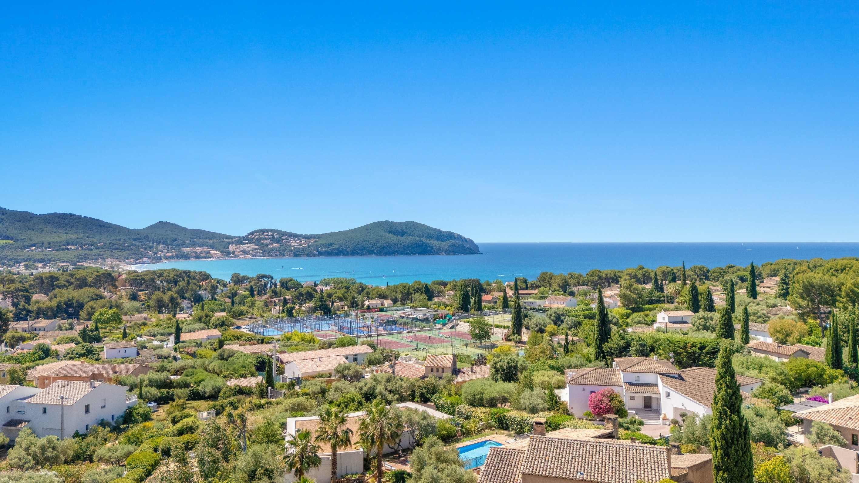  Saint-Cyr-sur-Mer, Les Lecques – Contemporary Villa with Sea View - 物件實景
