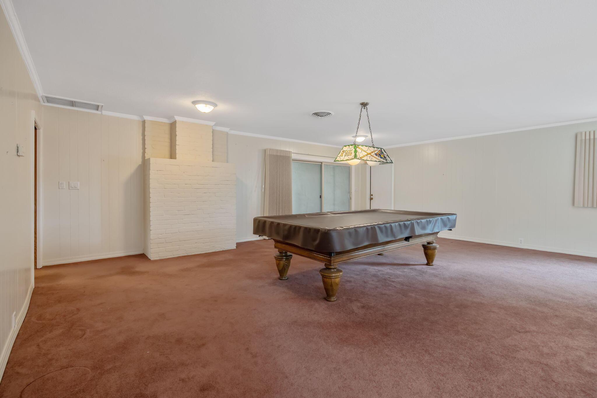 Fresno, California, 93722, United States, 3 Bedrooms Bedrooms, ,2 BathroomsBathrooms,Residential,For Sale,1984127