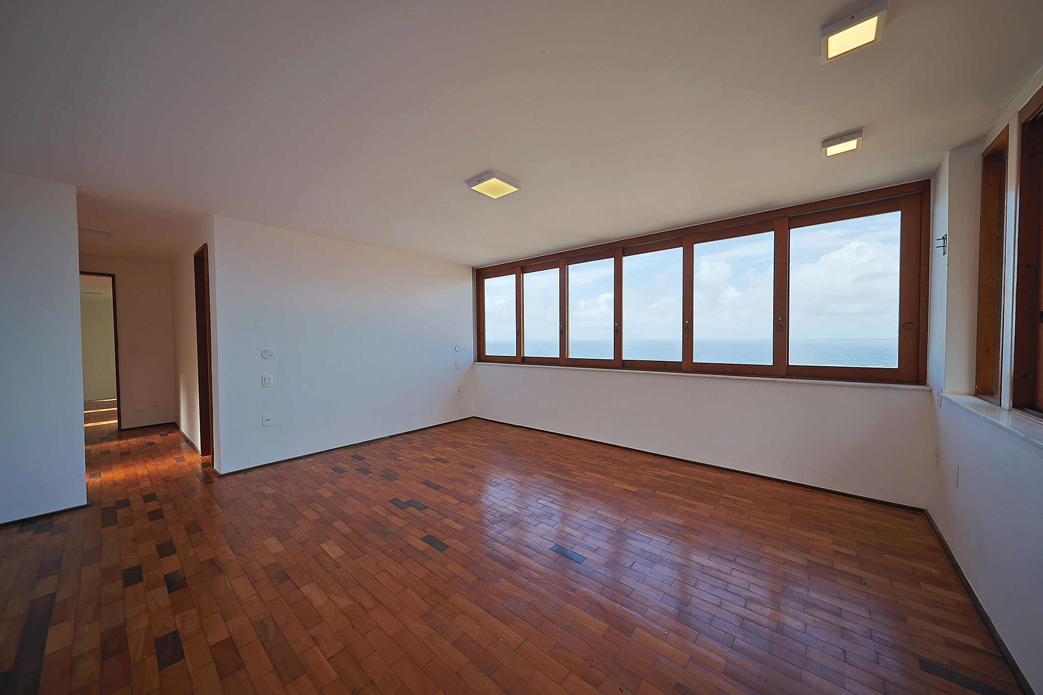  Exclusive Gated Community, Ocean Views, and a Prime Location - 物件實景