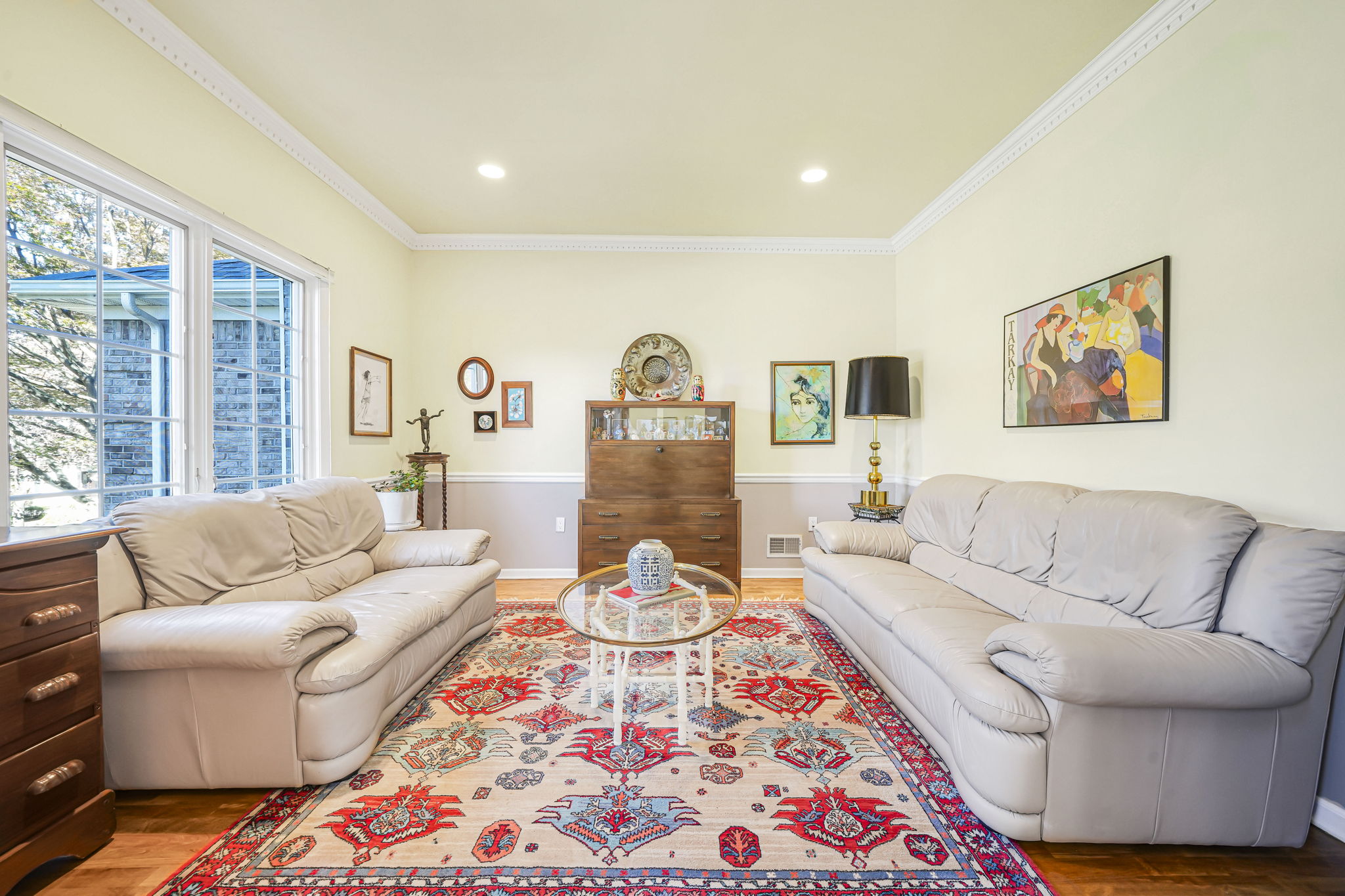 Towaco, New Jersey, 07045, United States, 4 Bedrooms Bedrooms, ,3 BathroomsBathrooms,Residential,For Sale,1980652