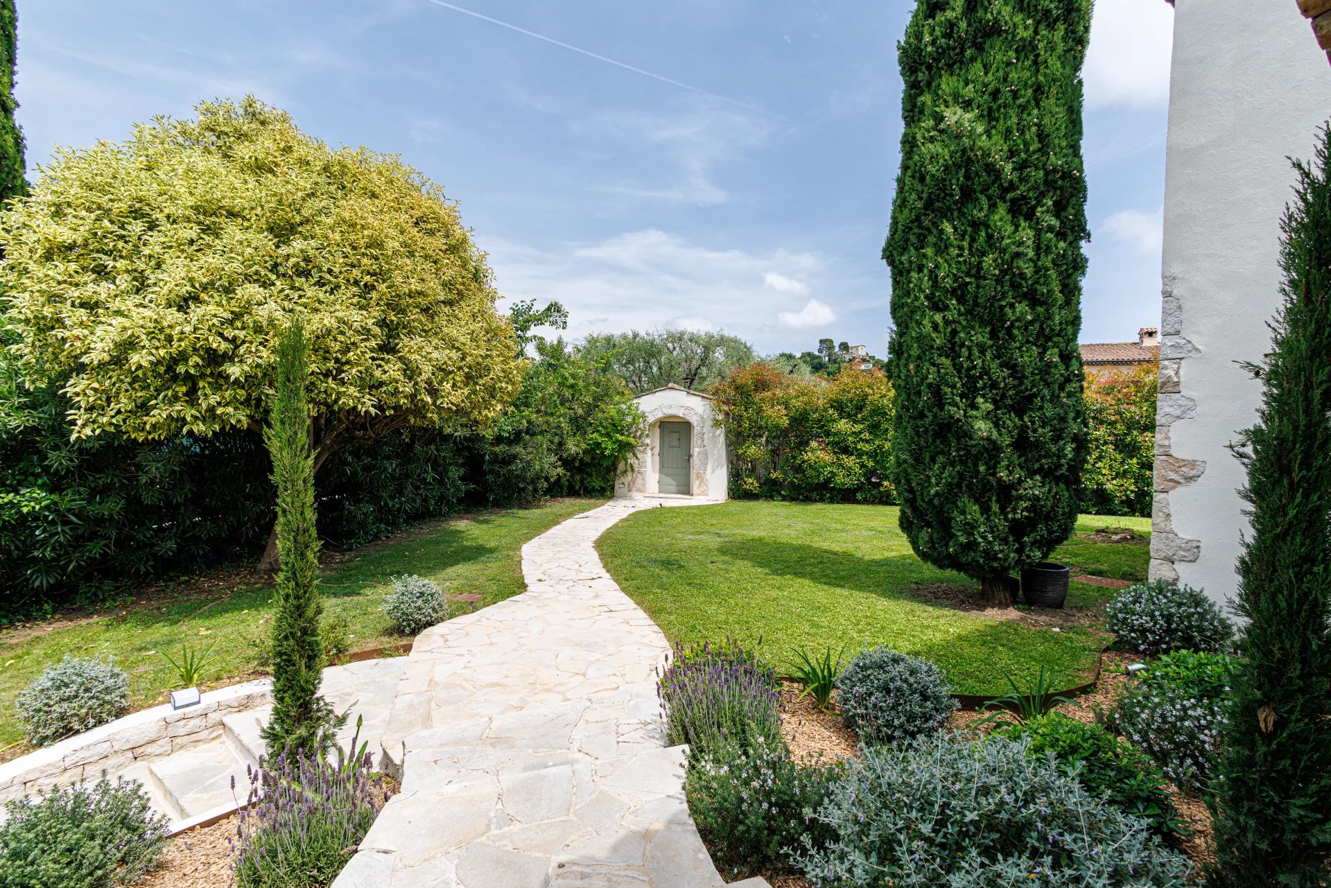 Saint-Paul-de-Vence, Provence-Alpes-Côte d’Azur, 06570, FR, 5 Bedrooms Bedrooms, ,Residential,For Sale,1821120