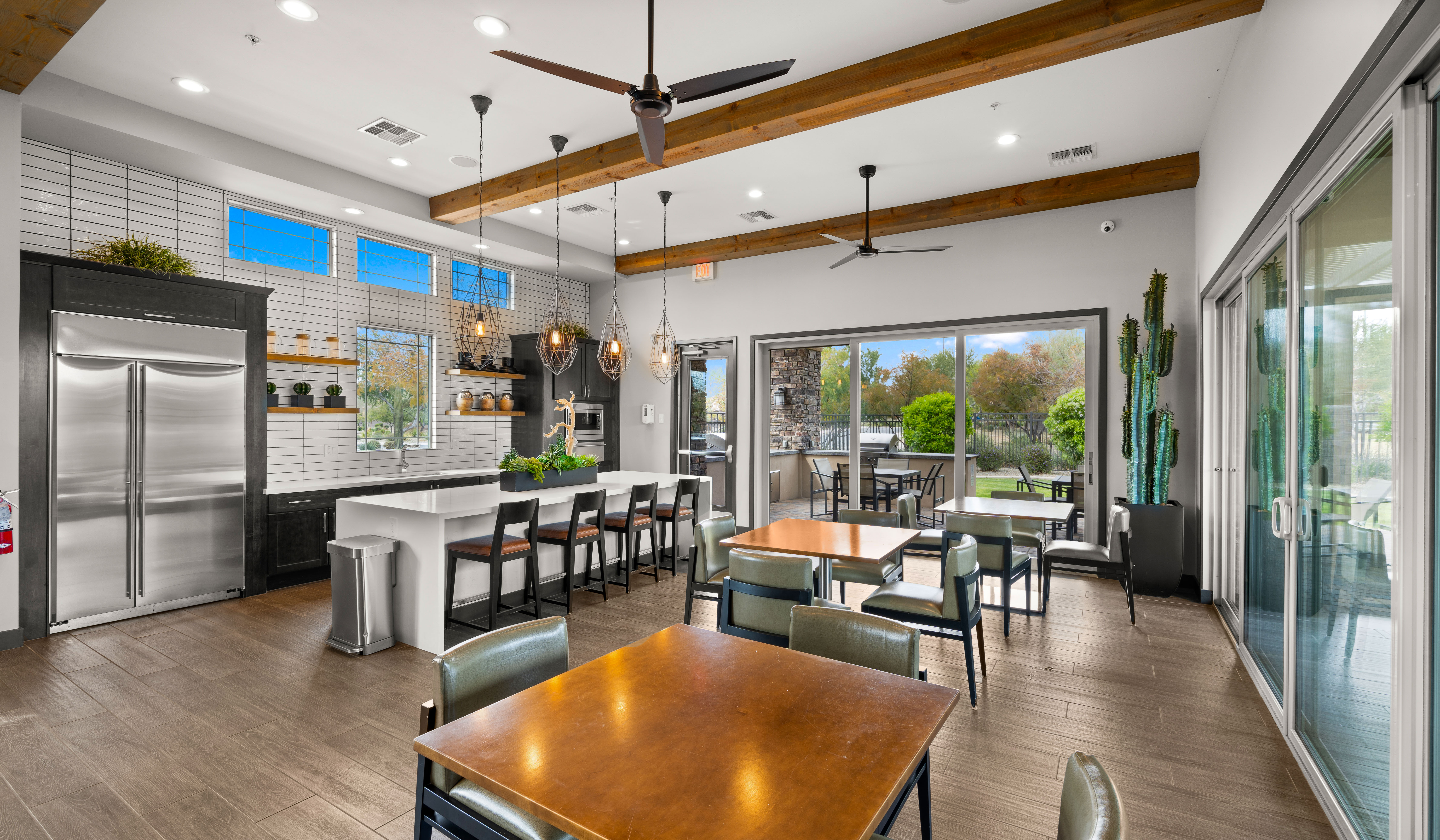  4724 E Parkside Lane  Phoenix, AZ - 物件實景