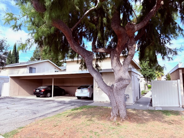 Cerritos, California, 90703, United States, 2 Bedrooms Bedrooms, ,2 BathroomsBathrooms,Residential,For Sale,1992382