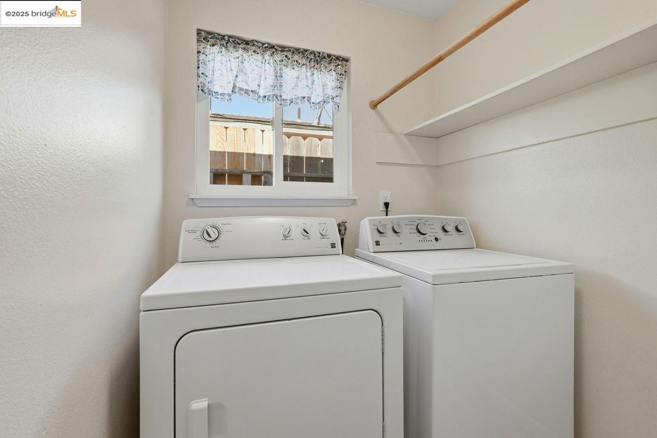 Lathrop, California, 95330, United States, 3 Bedrooms Bedrooms, ,2 BathroomsBathrooms,Residential,For Sale,1999119