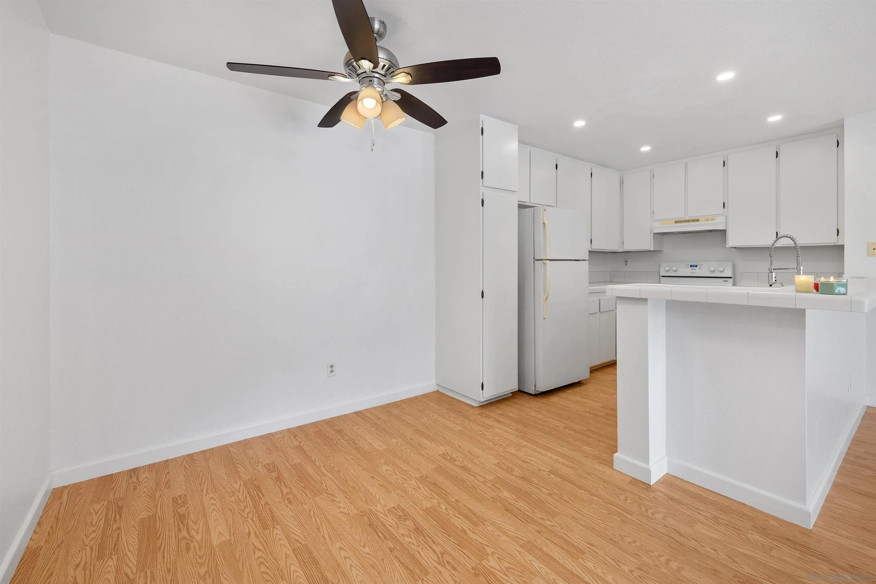 San Diego, California, 92123, United States, 3 Bedrooms Bedrooms, ,2 BathroomsBathrooms,Residential,For Sale,1897530