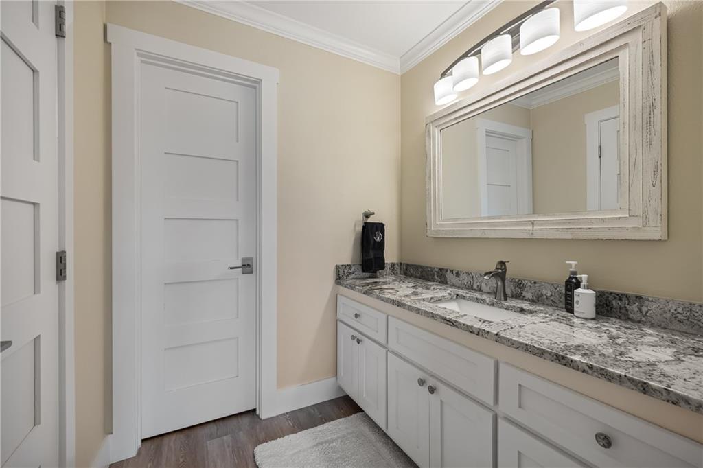Rockport, Texas, 78382, United States, 3 Bedrooms Bedrooms, ,4 BathroomsBathrooms,Residential,For Sale,1892690