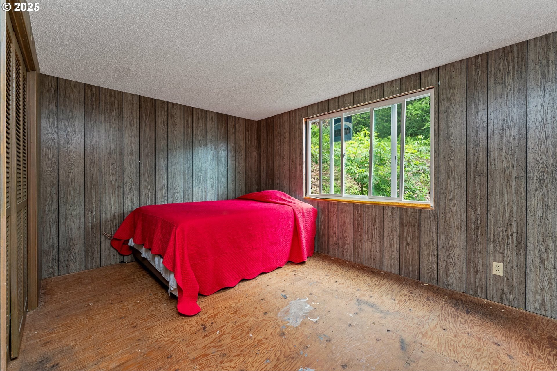 Nehalem, Oregon, 97131, United States, 5 Bedrooms Bedrooms, ,3 BathroomsBathrooms,Residential,For Sale,1847261