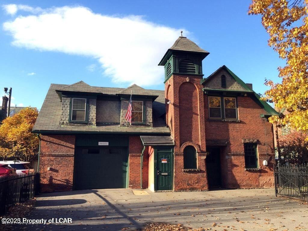 Wilkes-Barre, Pennsylvania, 18701, United States, 7 Bedrooms Bedrooms, ,3 BathroomsBathrooms,Residential,For Sale,1982709