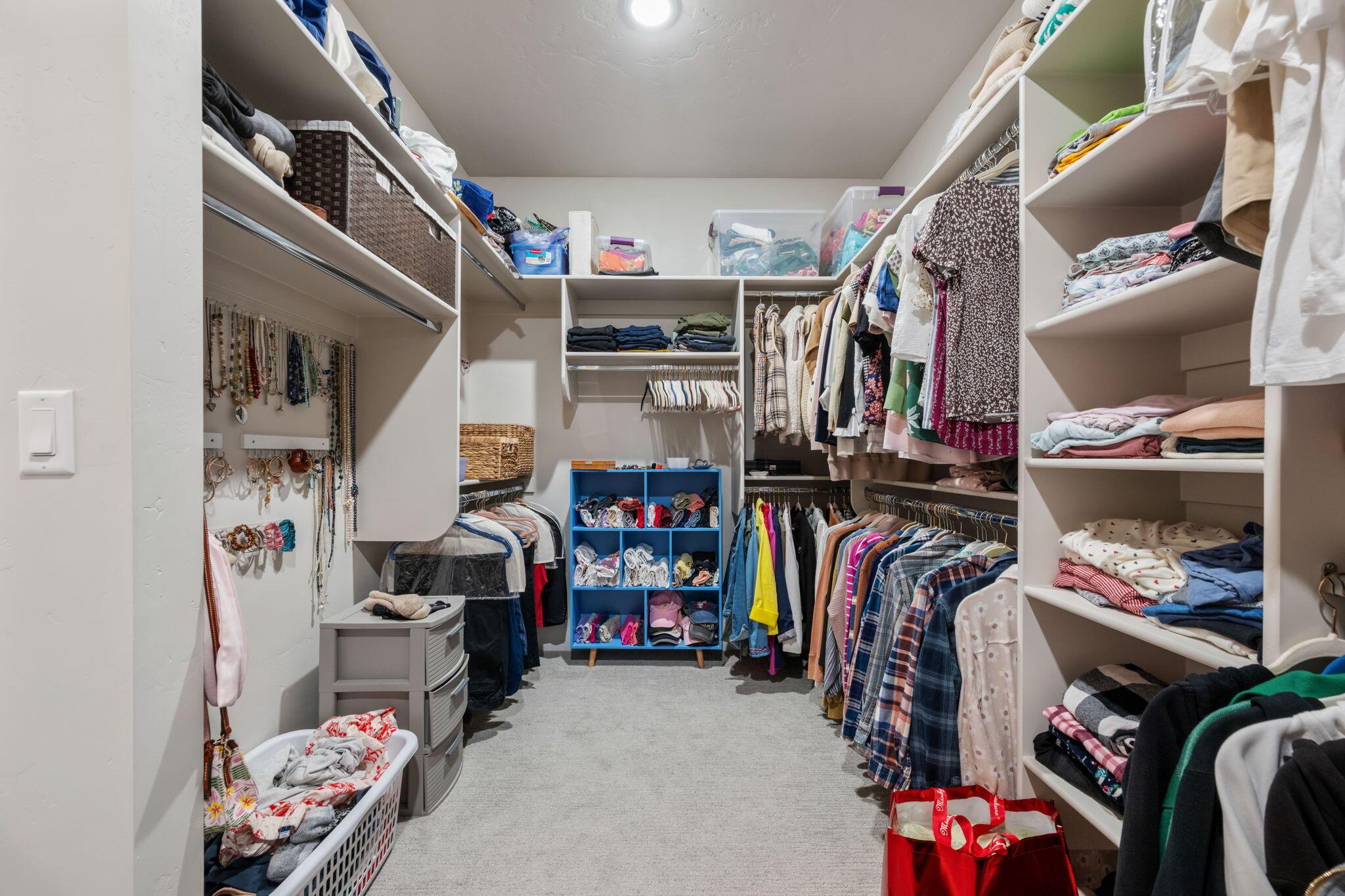 Washington, Utah, 84780, United States, 4 Bedrooms Bedrooms, ,2 BathroomsBathrooms,Residential,For Sale,2005591