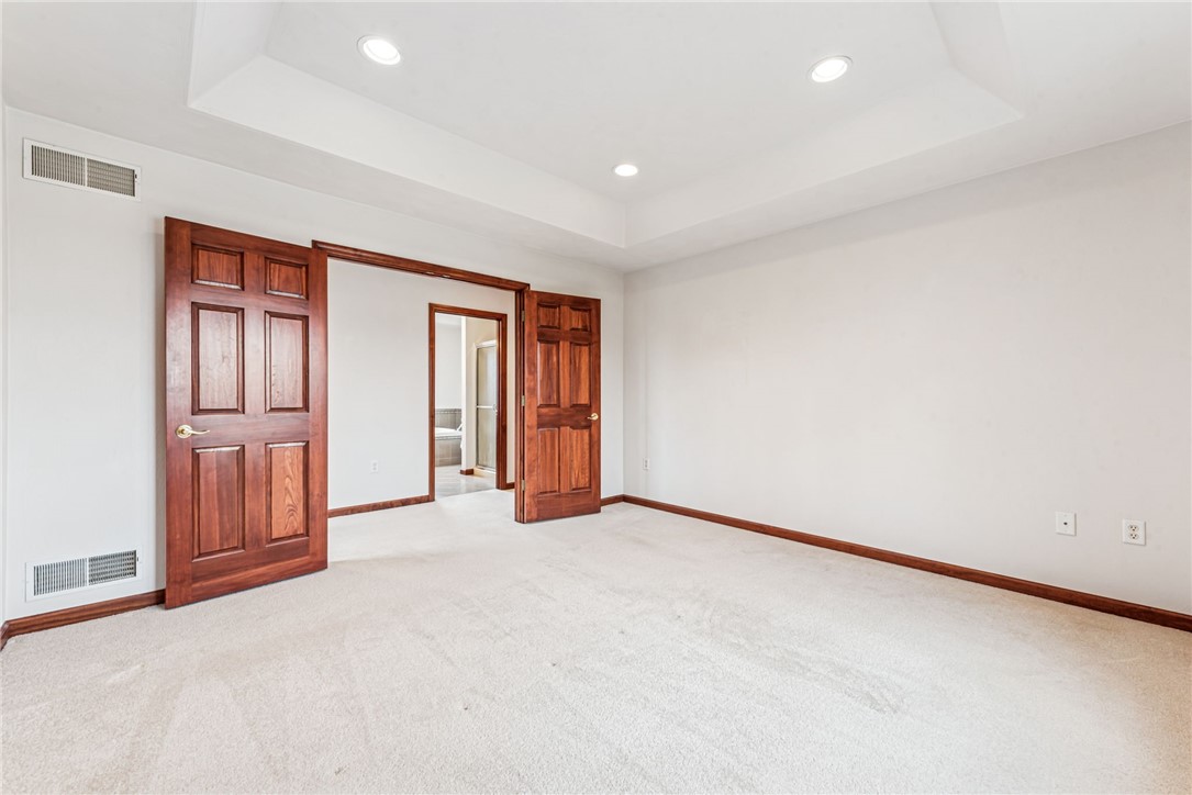 North Huntingdon, Pennsylvania, 15642, United States, 5 Bedrooms Bedrooms, ,4 BathroomsBathrooms,Residential,For Sale,1975902