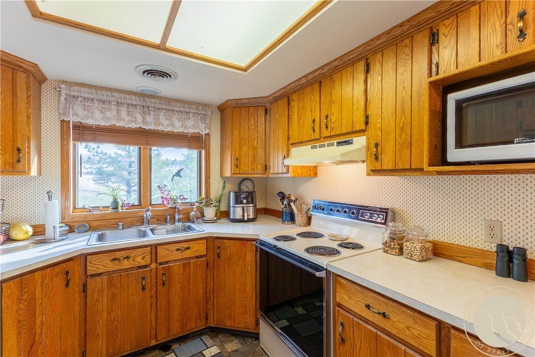 Billings, Montana, 59101, United States, 3 Bedrooms Bedrooms, ,2 BathroomsBathrooms,Residential,For Sale,1976223