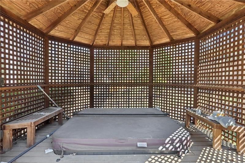 Buford, Georgia, 30518, United States, 6 Bedrooms Bedrooms, ,5 BathroomsBathrooms,Residential,For Sale,1976033