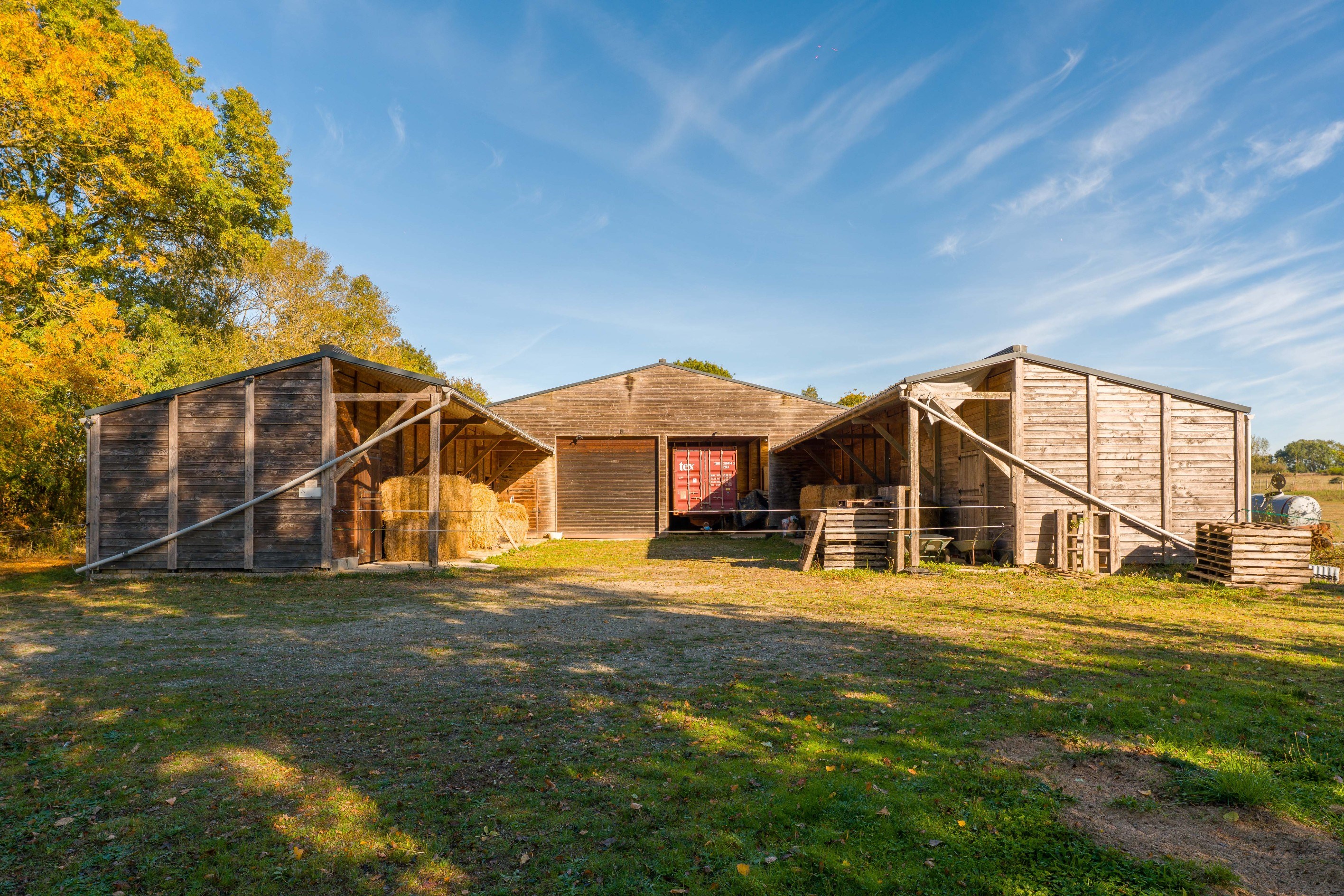  Equestrian property with 9 hectares stables and 2 houses - 物件實景