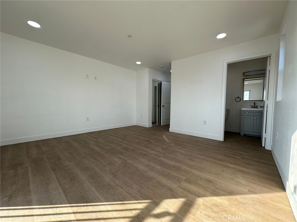 LOS ANGELES, California, 90001, United States, ,Residential,For Sale,1810570