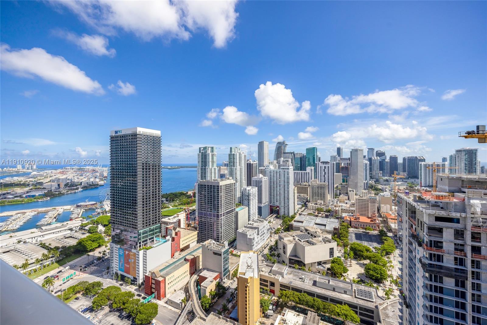 Miami, Florida, 33132, United States, 1 Bedroom Bedrooms, ,1 BathroomBathrooms,Residential,For Sale,1994721