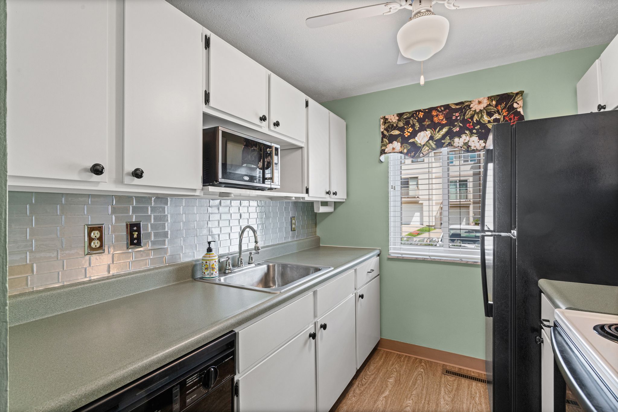  128 Arrowood Drive, Cranberry Township, PA 16066 - 物件實景