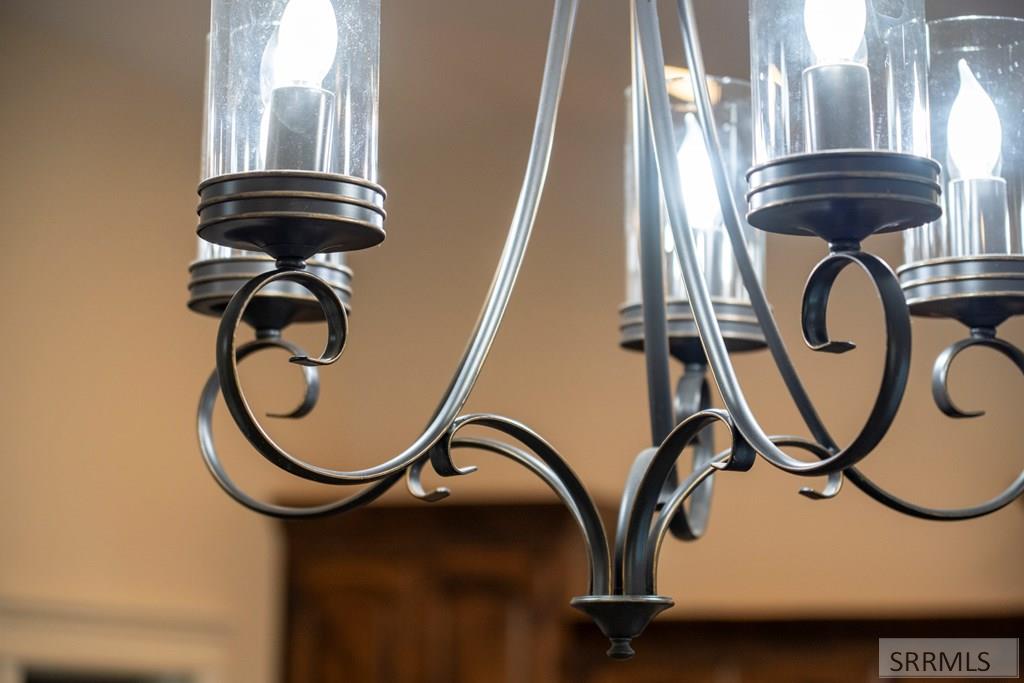 AMMON, Idaho, 83406, United States, 6 Bedrooms Bedrooms, ,3 BathroomsBathrooms,Residential,For Sale,2014866