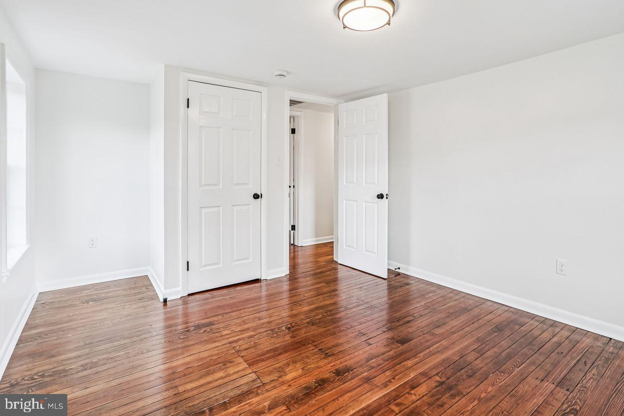 Knoxville, Maryland, 21758, United States, 4 Bedrooms Bedrooms, ,2 BathroomsBathrooms,Residential,For Sale,1997505