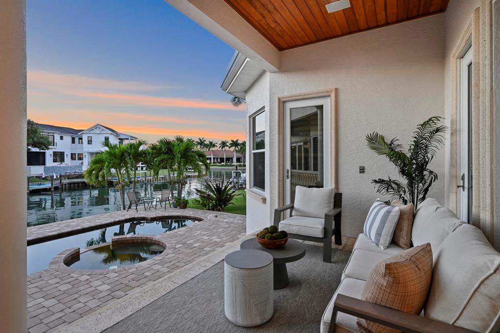 Sarasota, Florida, 34236, United States, 5 Bedrooms Bedrooms, ,5 BathroomsBathrooms,Residential,For Sale,1989074