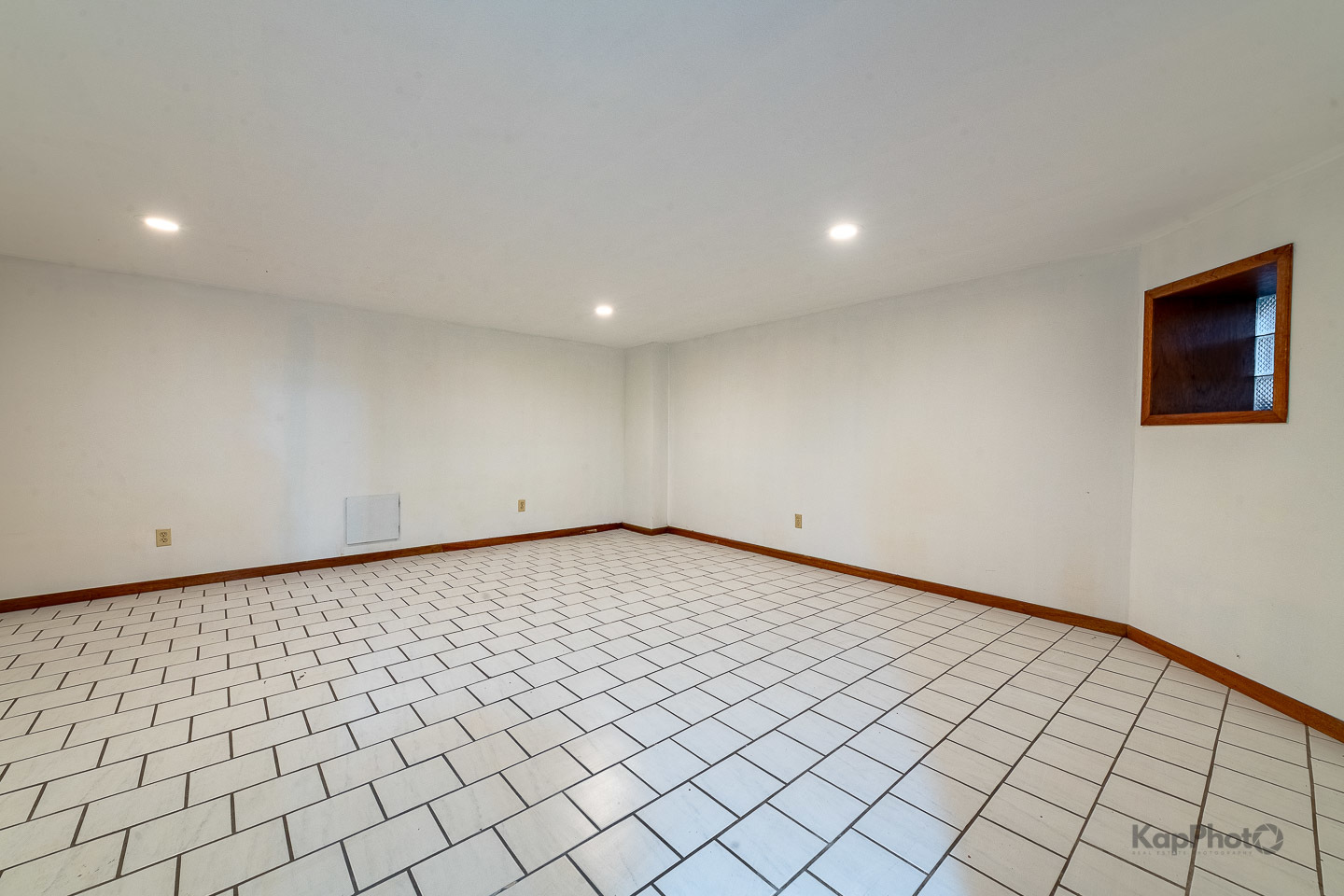 Chicago, Illinois, 60608, United States, 3 Bedrooms Bedrooms, ,5 BathroomsBathrooms,Residential,For Sale,1986120