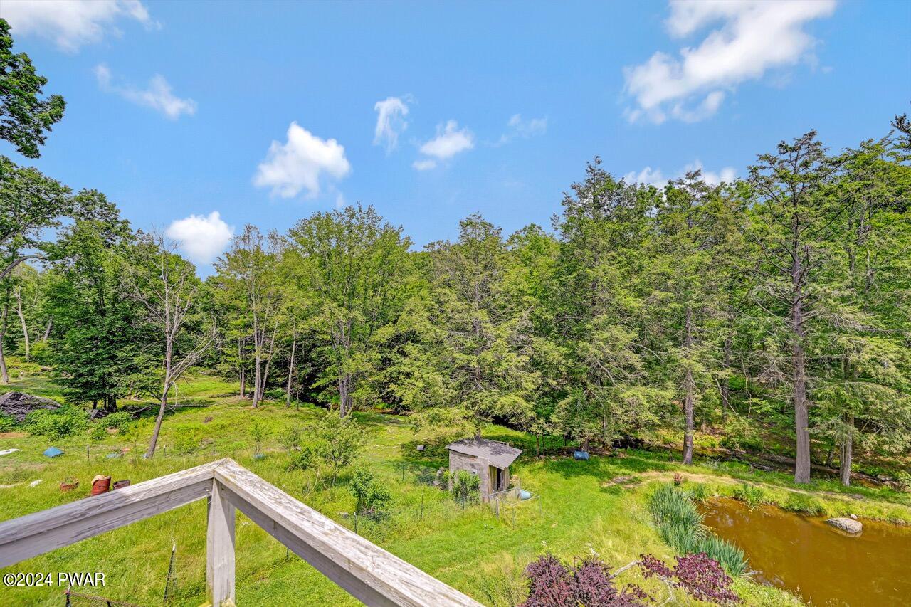 Hawley, Pennsylvania, 18428, United States, 5 Bedrooms Bedrooms, ,4 BathroomsBathrooms,Residential,For Sale,1979290