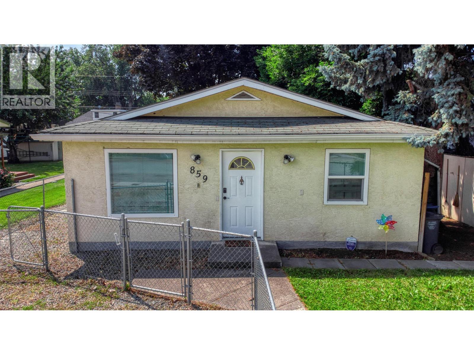 KELOWNA, British Columbia, V1Y 6S9, CA, 5 Bedrooms Bedrooms, ,3 BathroomsBathrooms,Residential,For Sale,1876948
