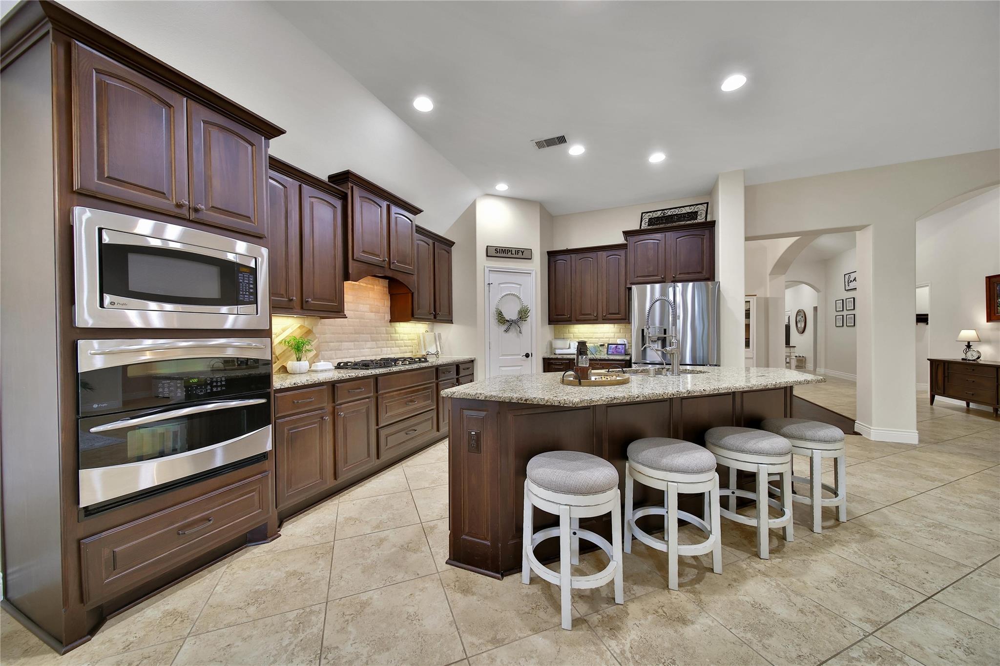 Montgomery, Texas, 77316, United States, 3 Bedrooms Bedrooms, ,3 BathroomsBathrooms,Residential,For Sale,1992455