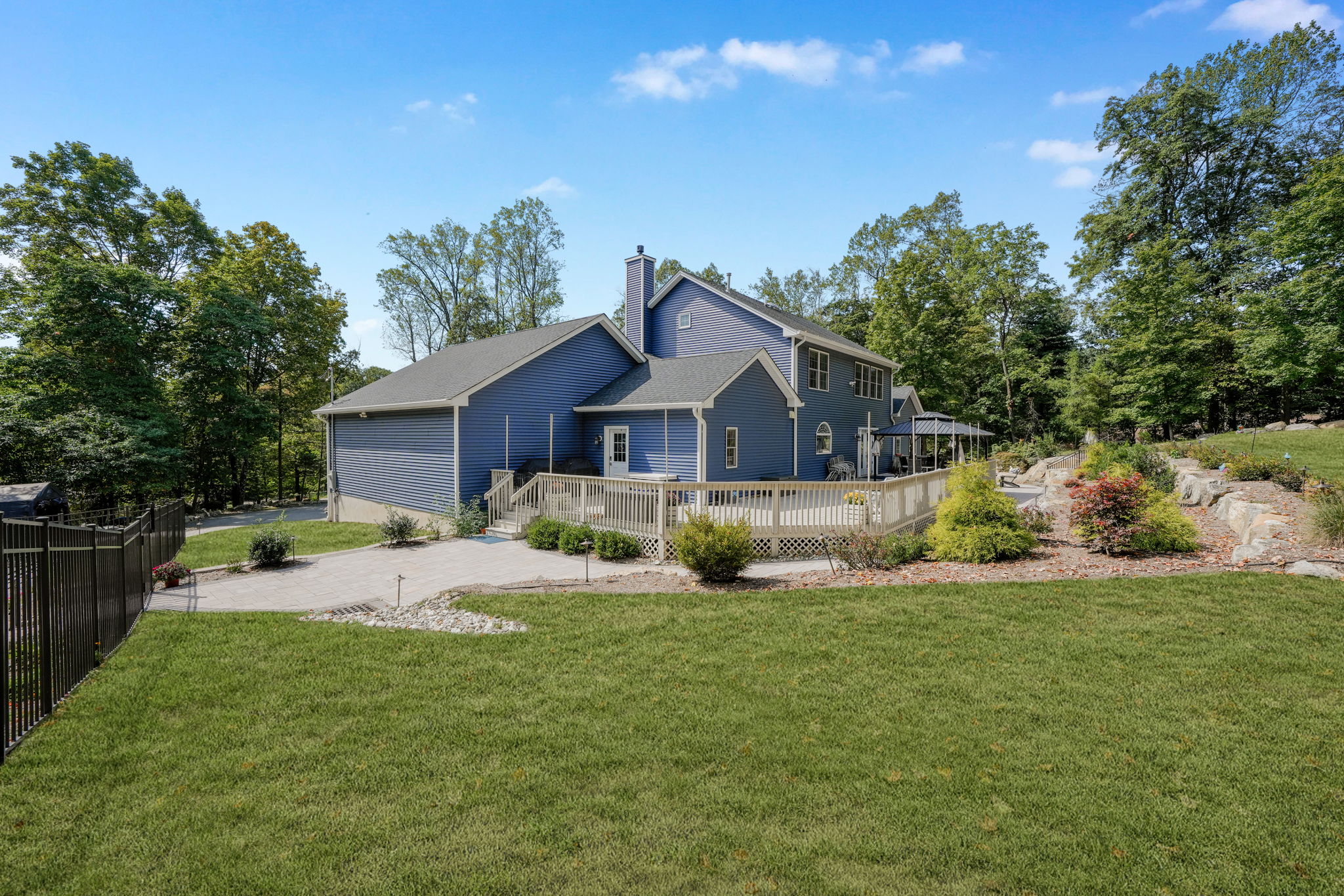 Montville, New Jersey, 07045, United States, 4 Bedrooms Bedrooms, ,4 BathroomsBathrooms,Residential,For Sale,1974923