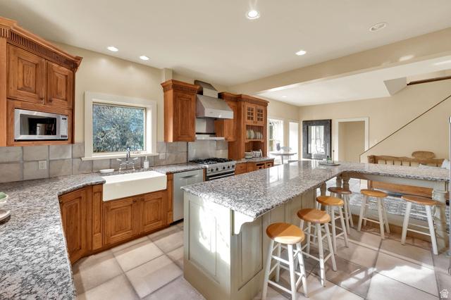 Holladay, Utah, 84117, United States, 5 Bedrooms Bedrooms, ,3 BathroomsBathrooms,Residential,For Sale,2005362