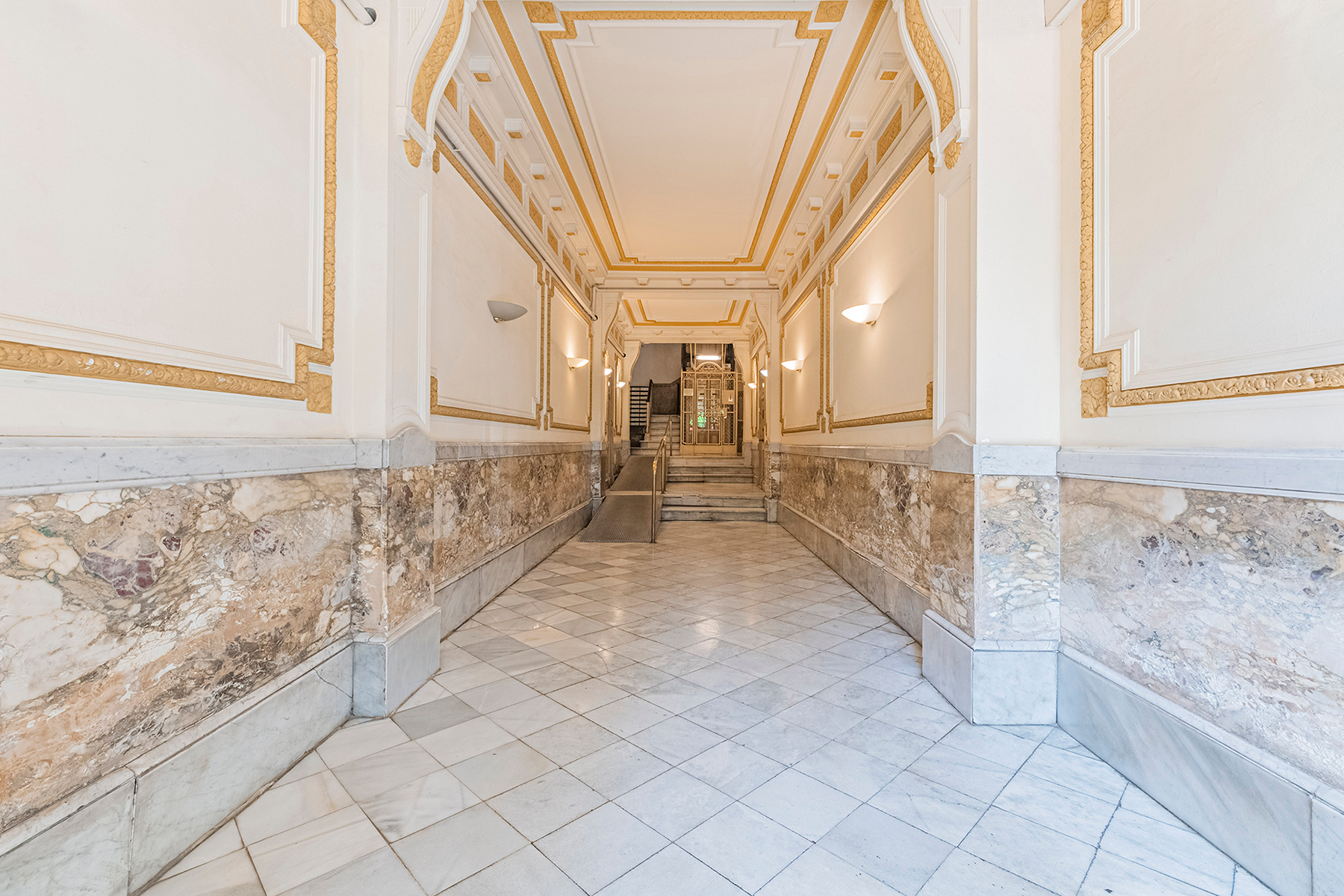  Open-style Penthouse for sale in Sagrada Familia, Barcelona - 物件實景