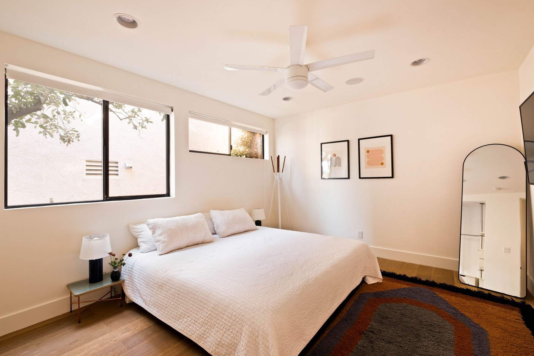  3818 Roderick Road - 物件實景